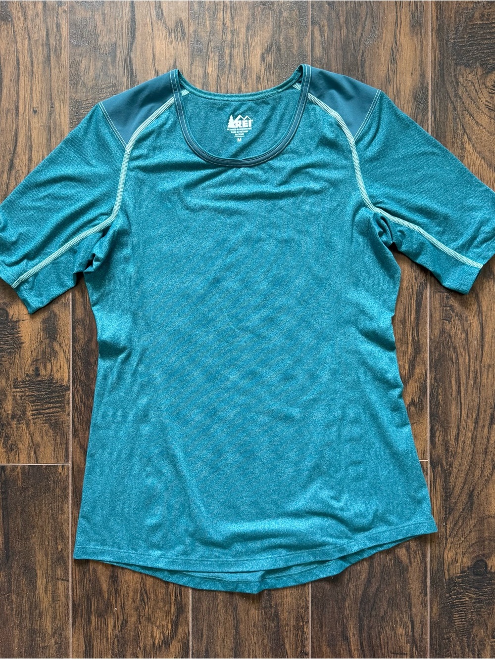 REI Medium Aqua Blue Athletic Top